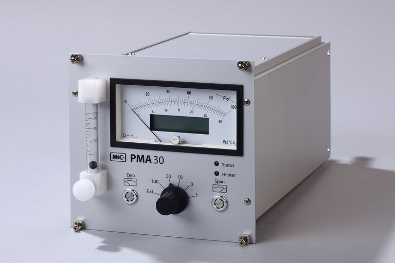 Oblique view of Oxygen Analyzer PMA30